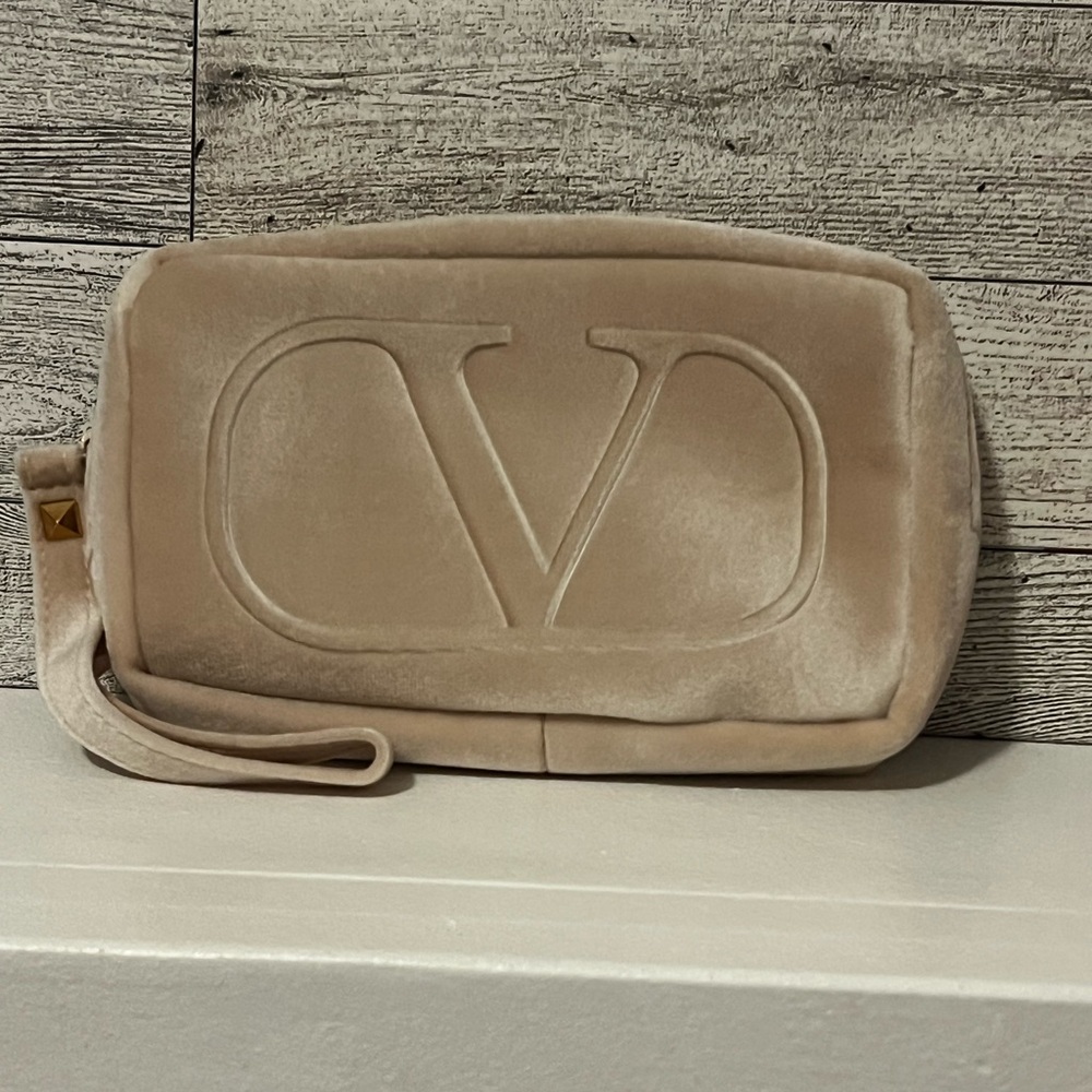 GWP- Valentino Beige Velvet Clutch/Wristlet